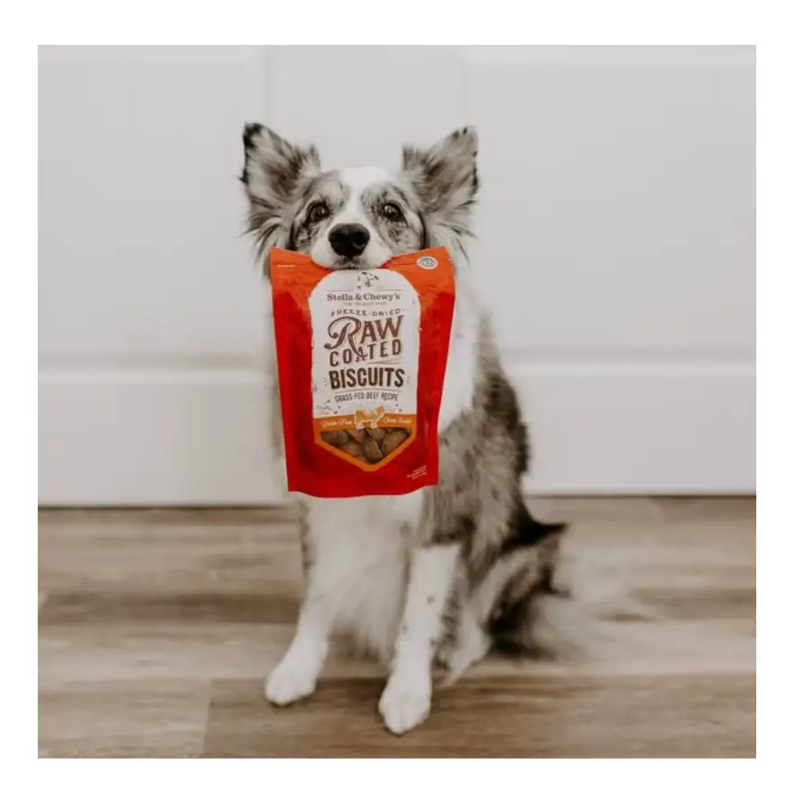 Stella & Chewy’s Raw Coated Biscuits Cage-Free Chicken